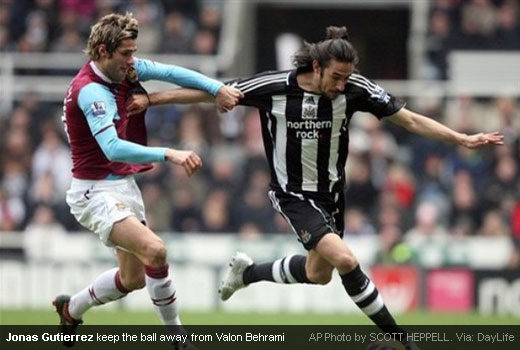 Jonas Gutierrez back in his performance