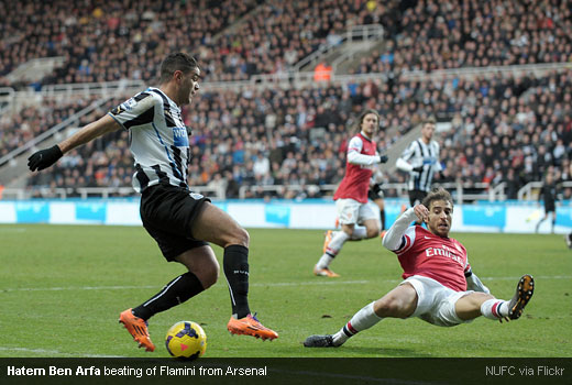 Hatem Ben Arfa beating of Flamini from Arsenal